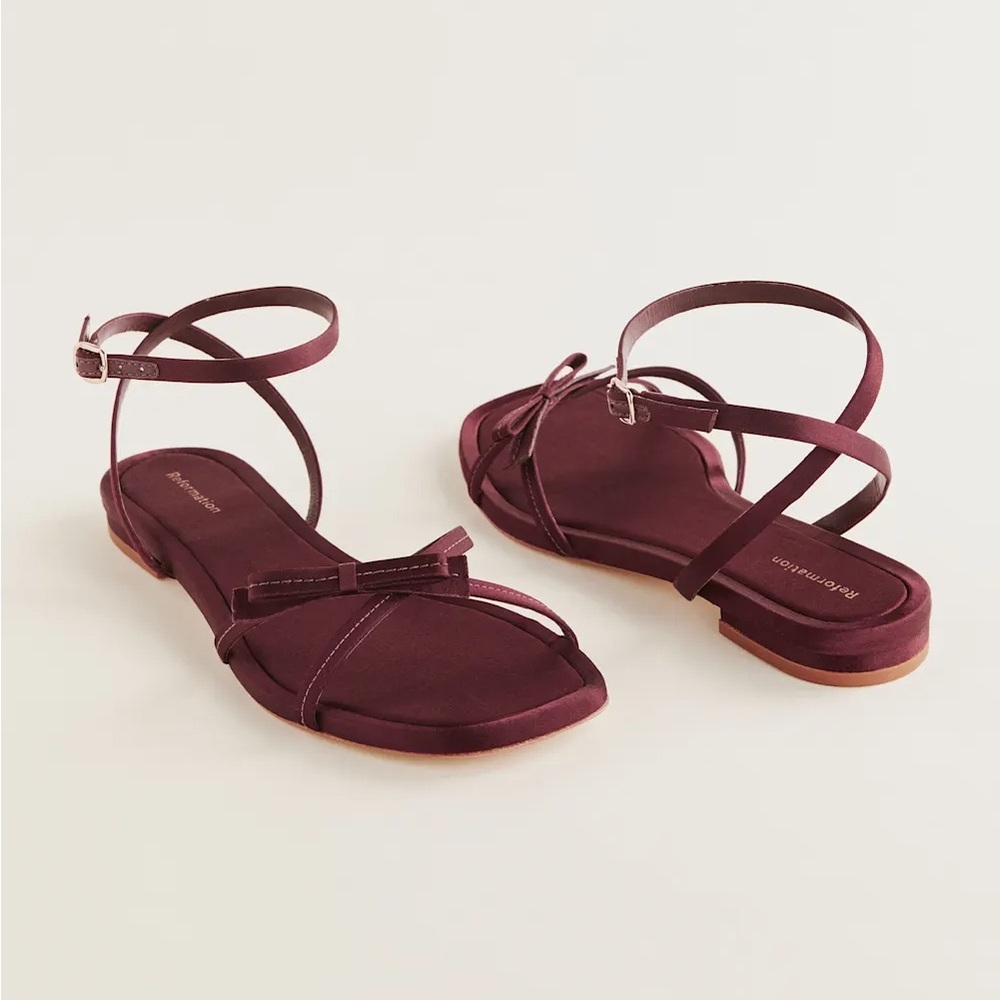 NIB Reformation Erica Flat Bow Ruby Satin Burgundy Sandals